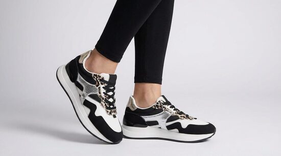 NR.1064 JAUNI SIEVIEŠU APAVI (PC2812-BLACK)