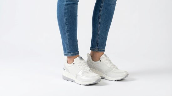 NR.1062 JAUNI SIEVIEŠU APAVI (8990-WHITE)